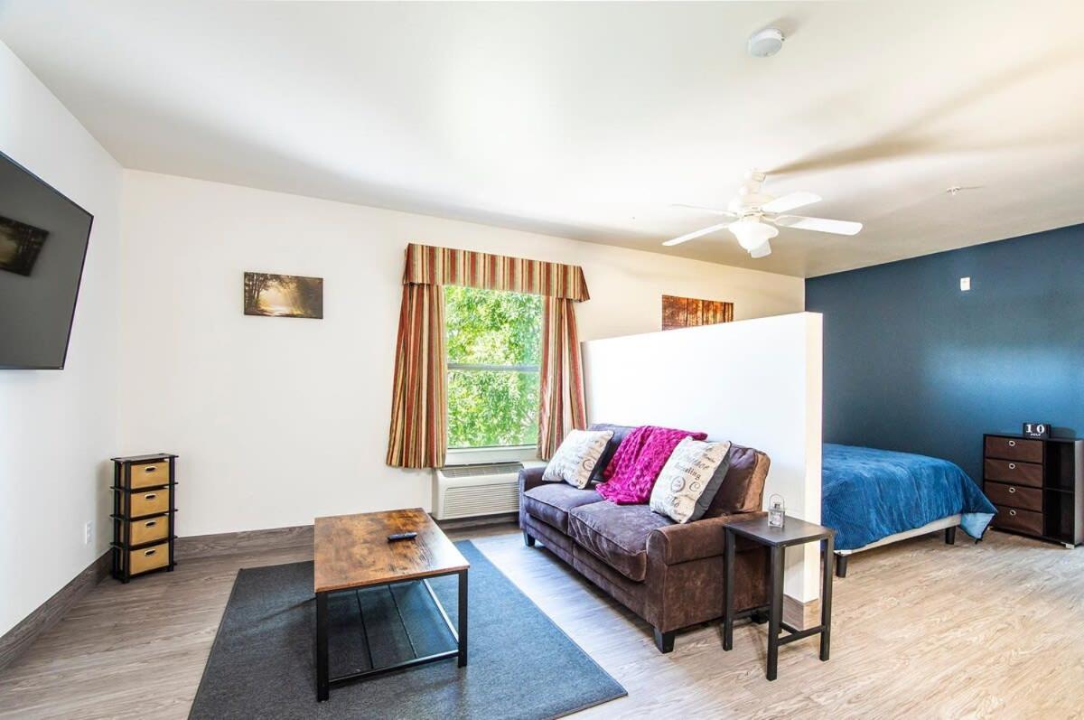 Vistas 216- Renovated Central Sierra Vista Long Term Discounts Exterior photo