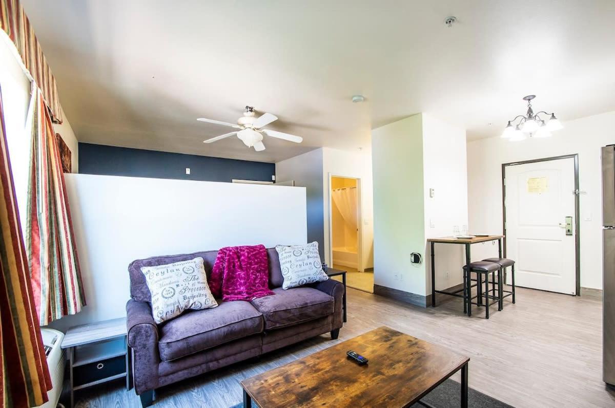 Vistas 216- Renovated Central Sierra Vista Long Term Discounts Exterior photo